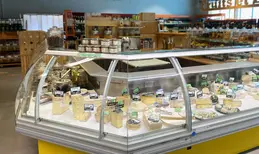 637-service-arriere-traiteur-fromage-biocoop-le-rabio-cherbourg.webp